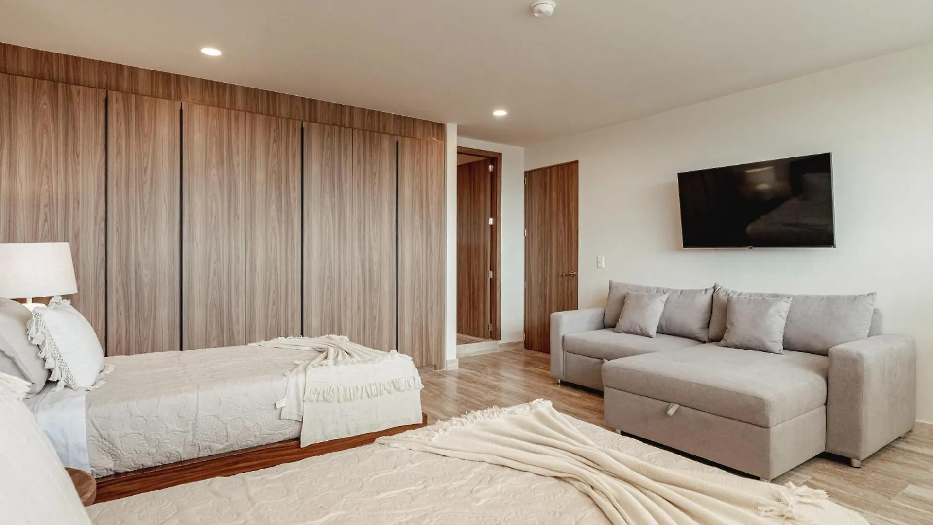 Lush Escape At Awa Playacar Apartment Playa del Carmen